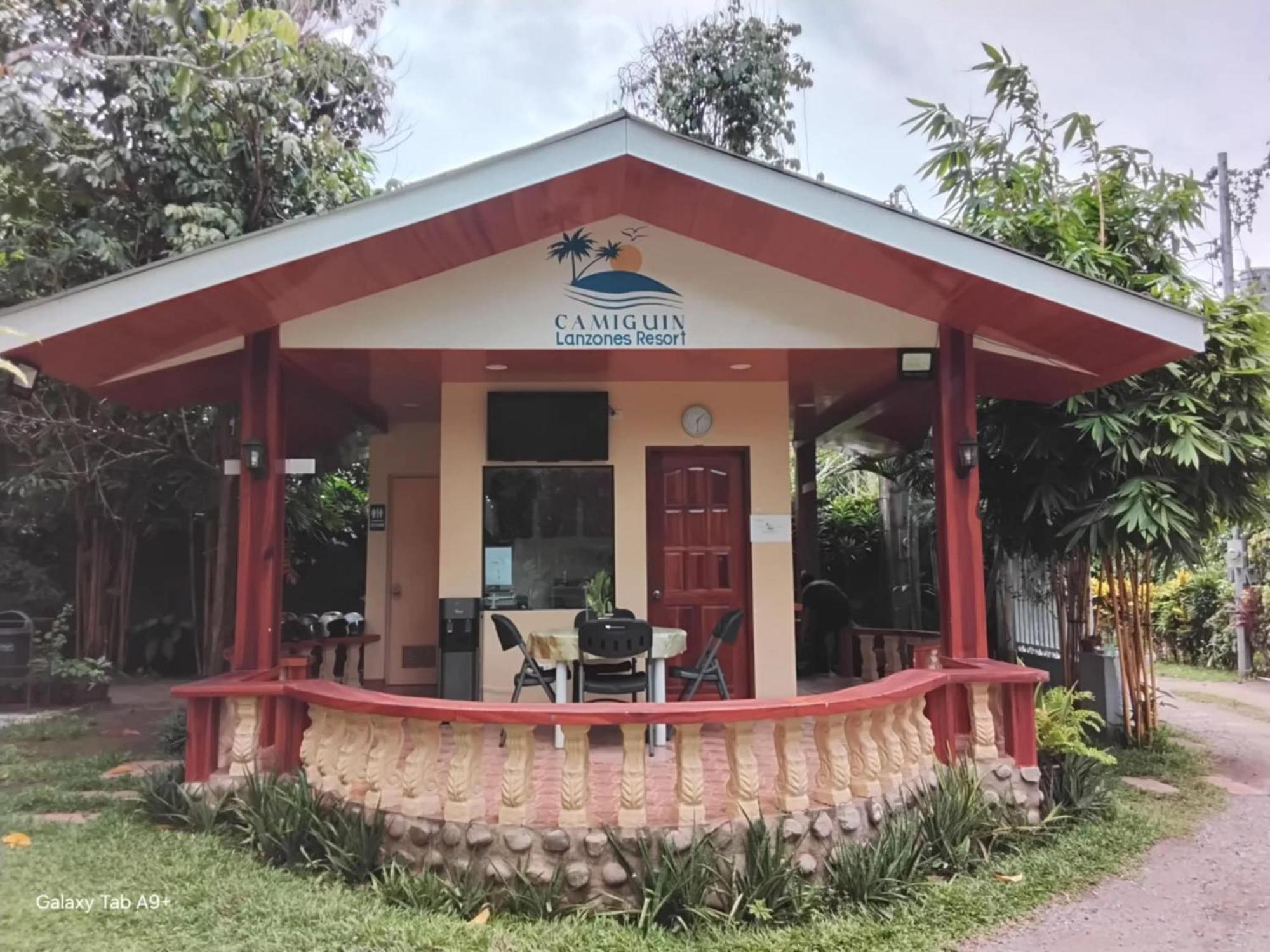 Camiguin Lanzones Resort Mambajao Extérieur photo