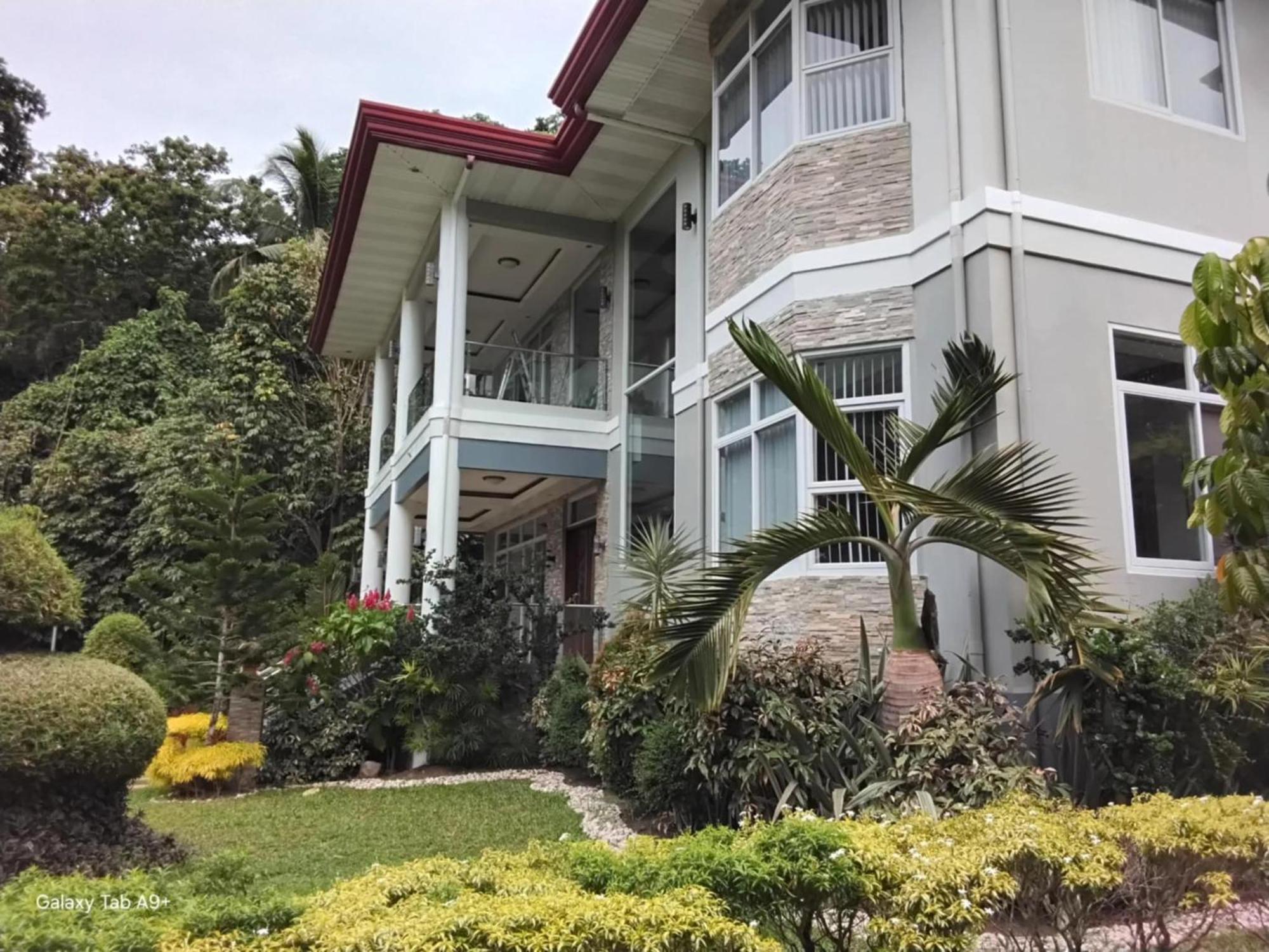 Camiguin Lanzones Resort Mambajao Extérieur photo